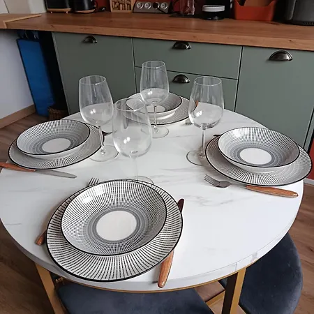 Apartment Dijon-gare & Parking Prive - L'escale Boheme- 41m2